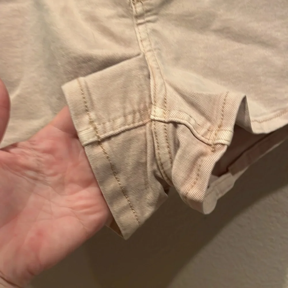 & Denim Khaki Beige Tan Neutral High Waist Curvy Jean Shorts Denim Shorts Size 4